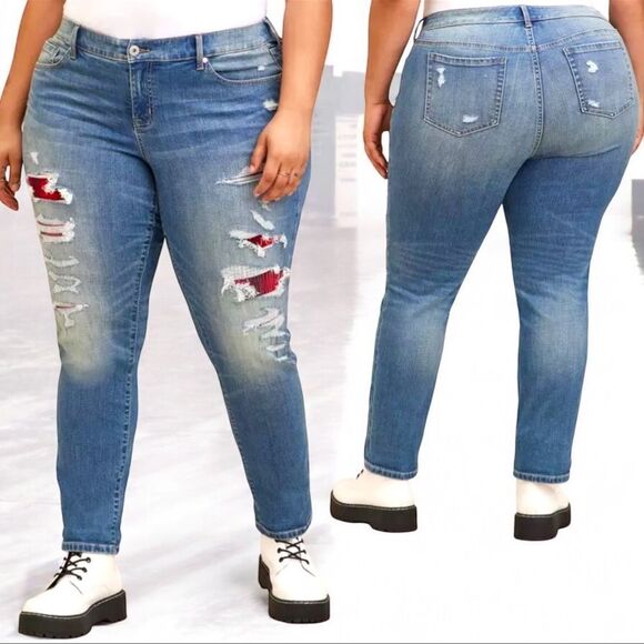 torrid Denim - Torrid Boyfriend Straight Vintage Stretch Mid-Rise Rip & Repair Jean Size 18